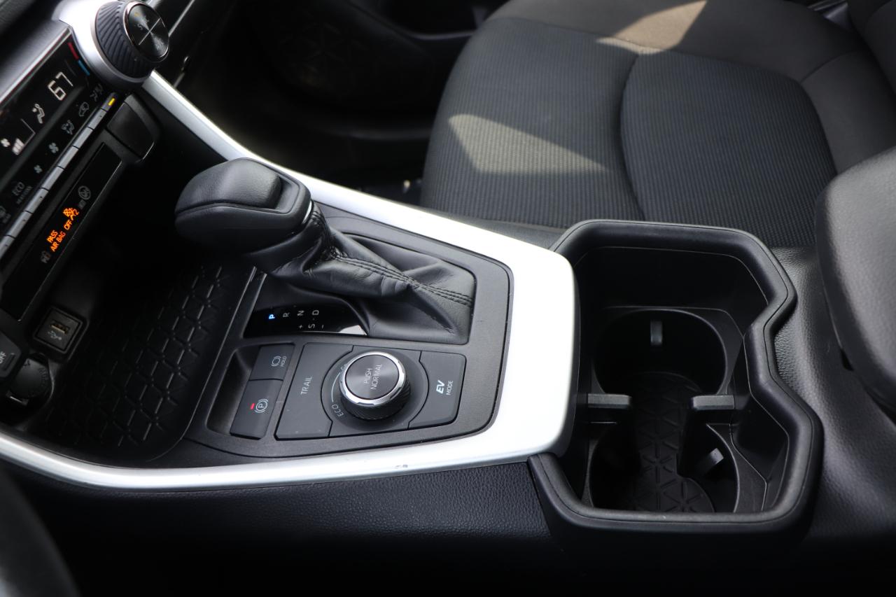 Toyota RAV4 Hybrid LE AWD (Natl) 2025