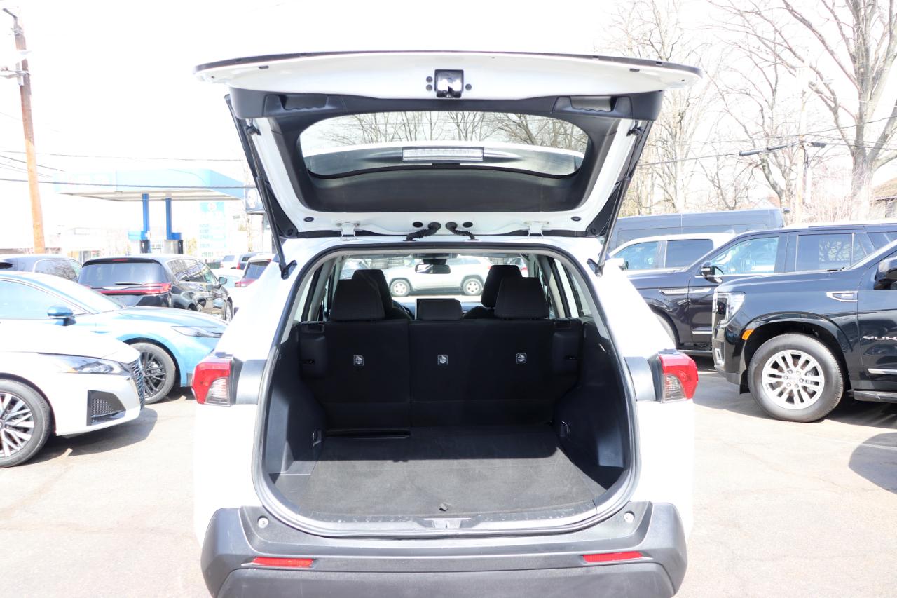 Toyota RAV4 Hybrid LE AWD (Natl) 2025