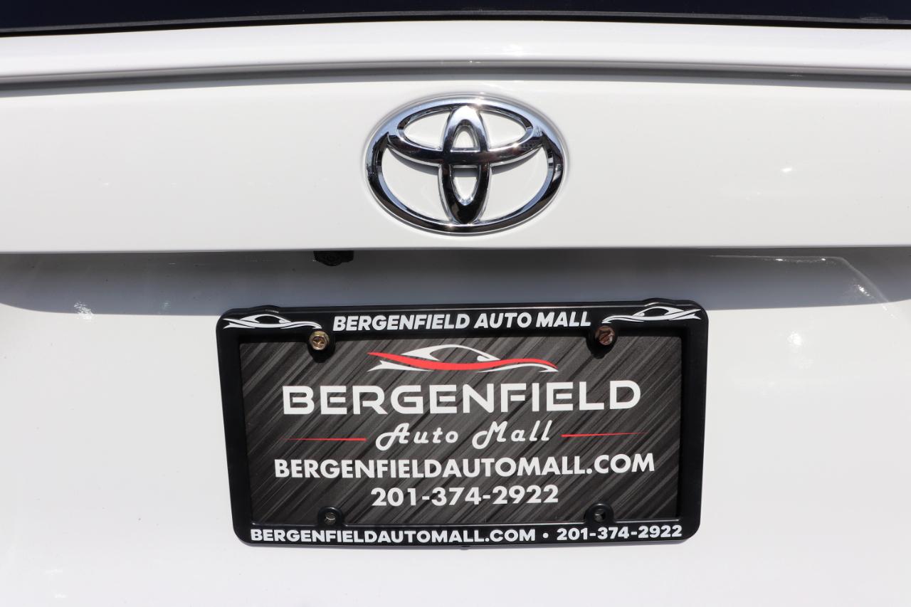 Toyota RAV4 Hybrid LE AWD (Natl) 2025