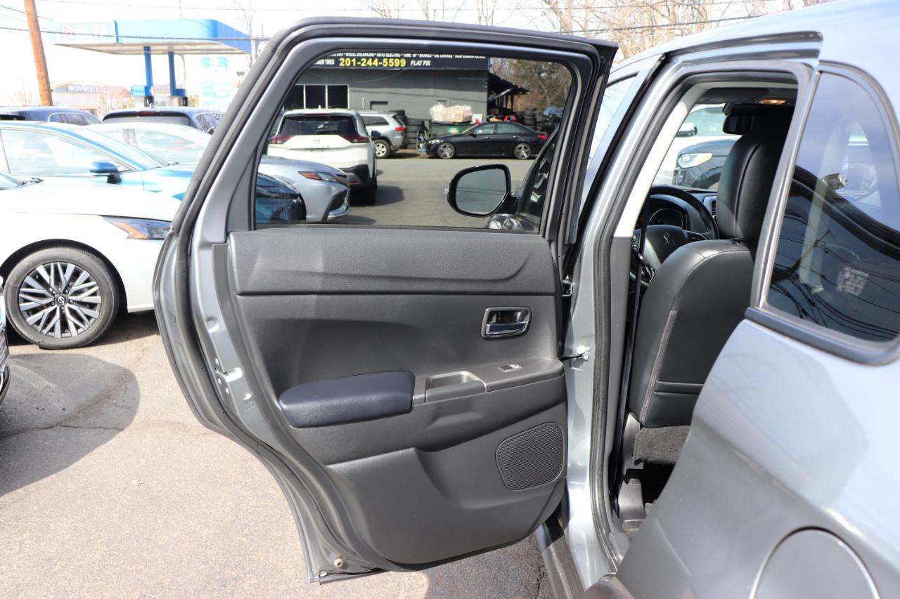 Mitsubishi Outlander Sport SE 2.0 AWC 2025