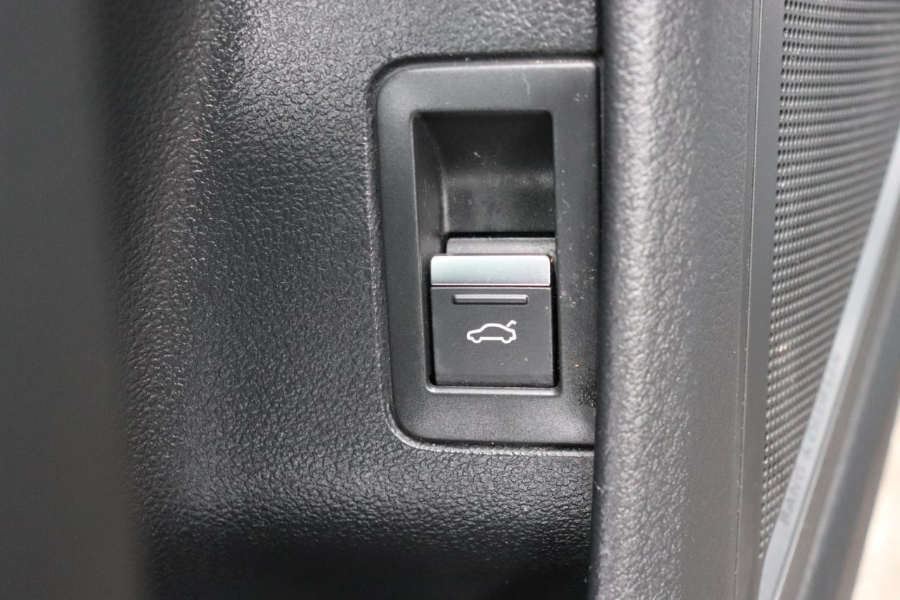 Audi A6 Sedan Premium Plus 55 TFSI quattro 2024