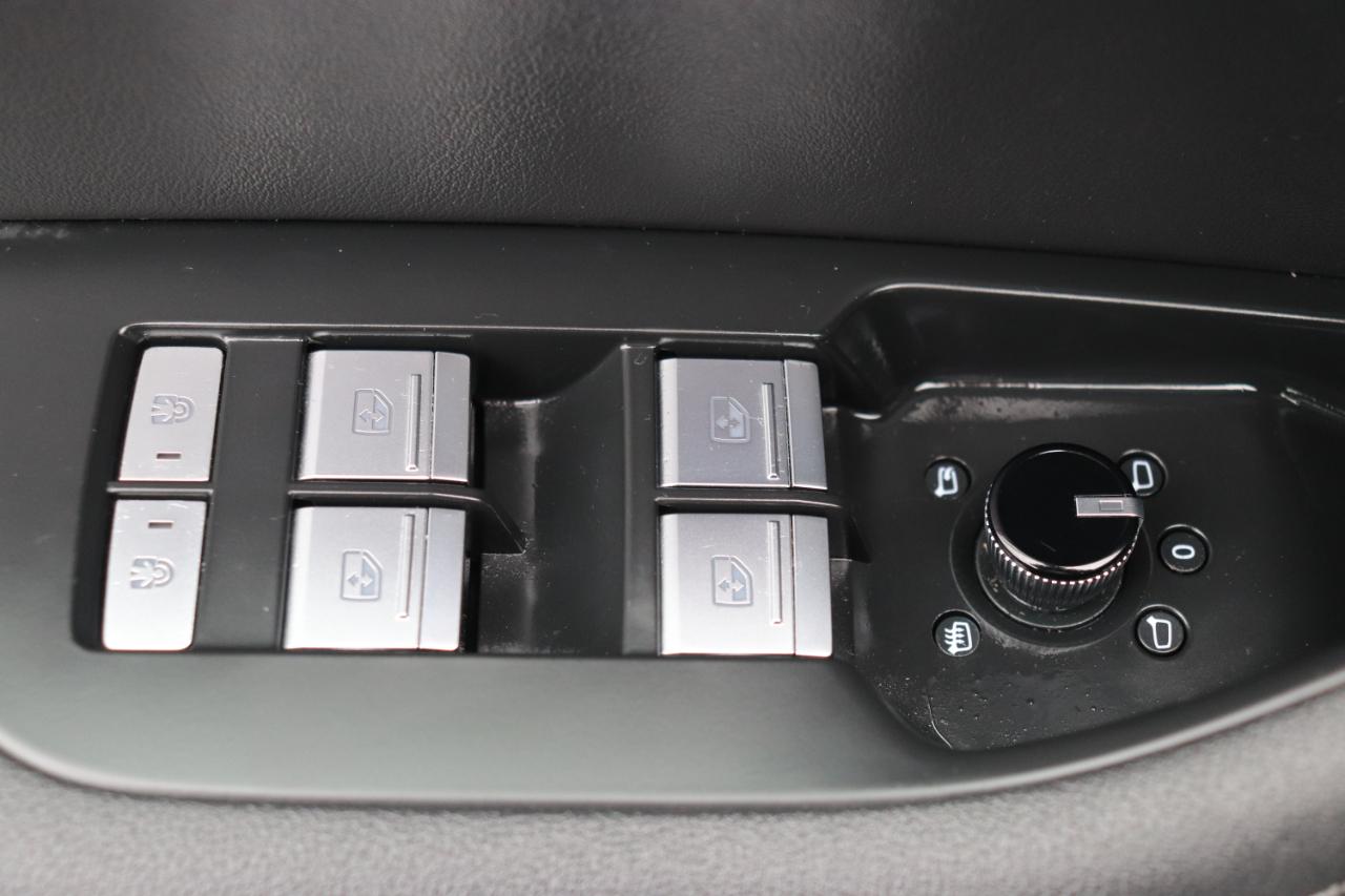 Audi A6 Sedan Premium Plus 55 TFSI quattro 2024