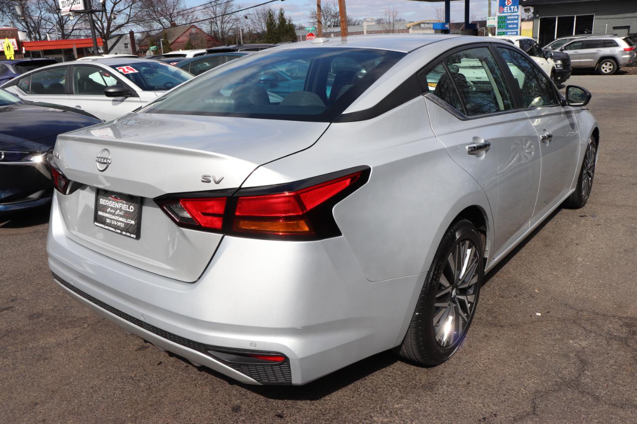 Nissan Altima 2.5 SV Sedan 2024