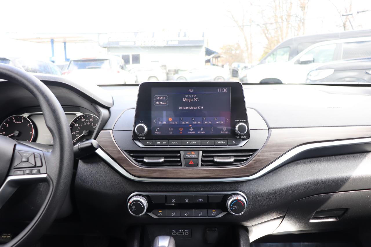 Nissan Altima 2.5 SV Sedan 2024