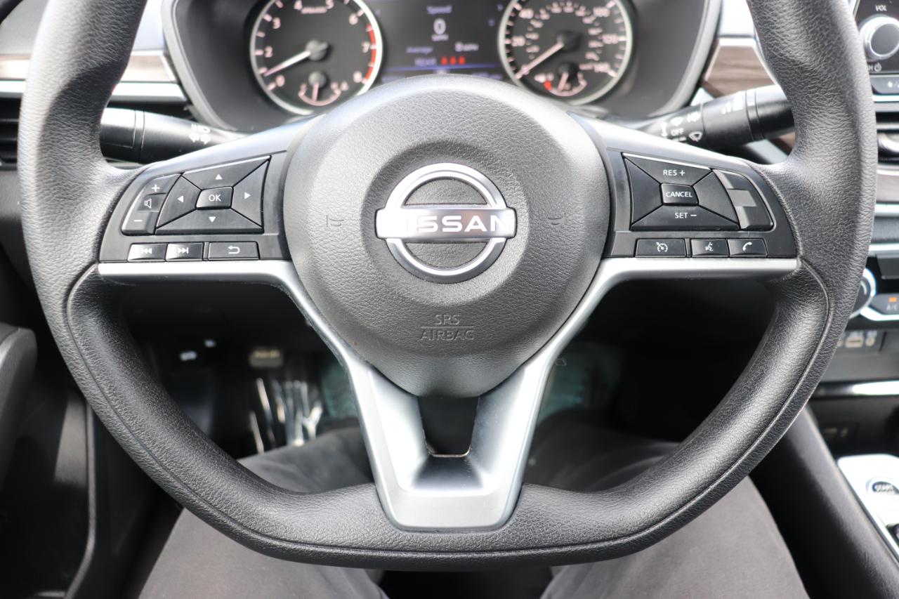 Nissan Altima 2.5 SV Sedan 2024