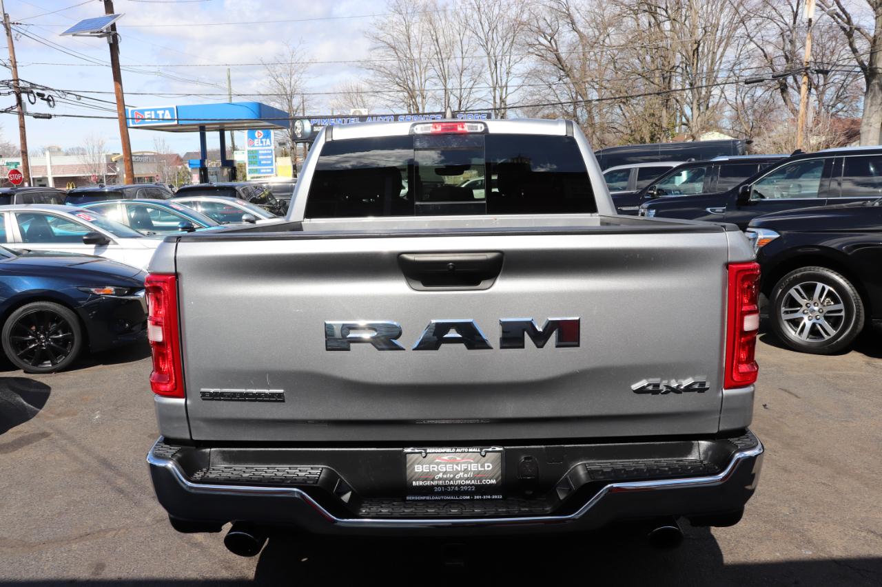 RAM 1500 Big Horn 4x4 Crew Cab 5'7" Box 2025