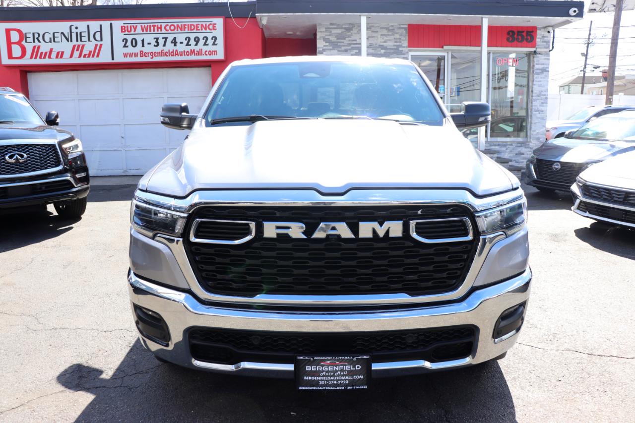 RAM 1500 Big Horn 4x4 Crew Cab 5'7" Box 2025