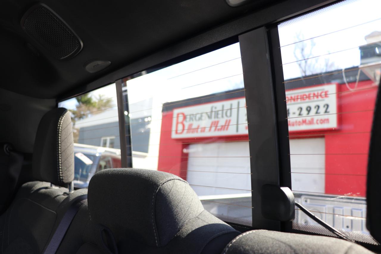 RAM 1500 Big Horn 4x4 Crew Cab 5'7" Box 2025