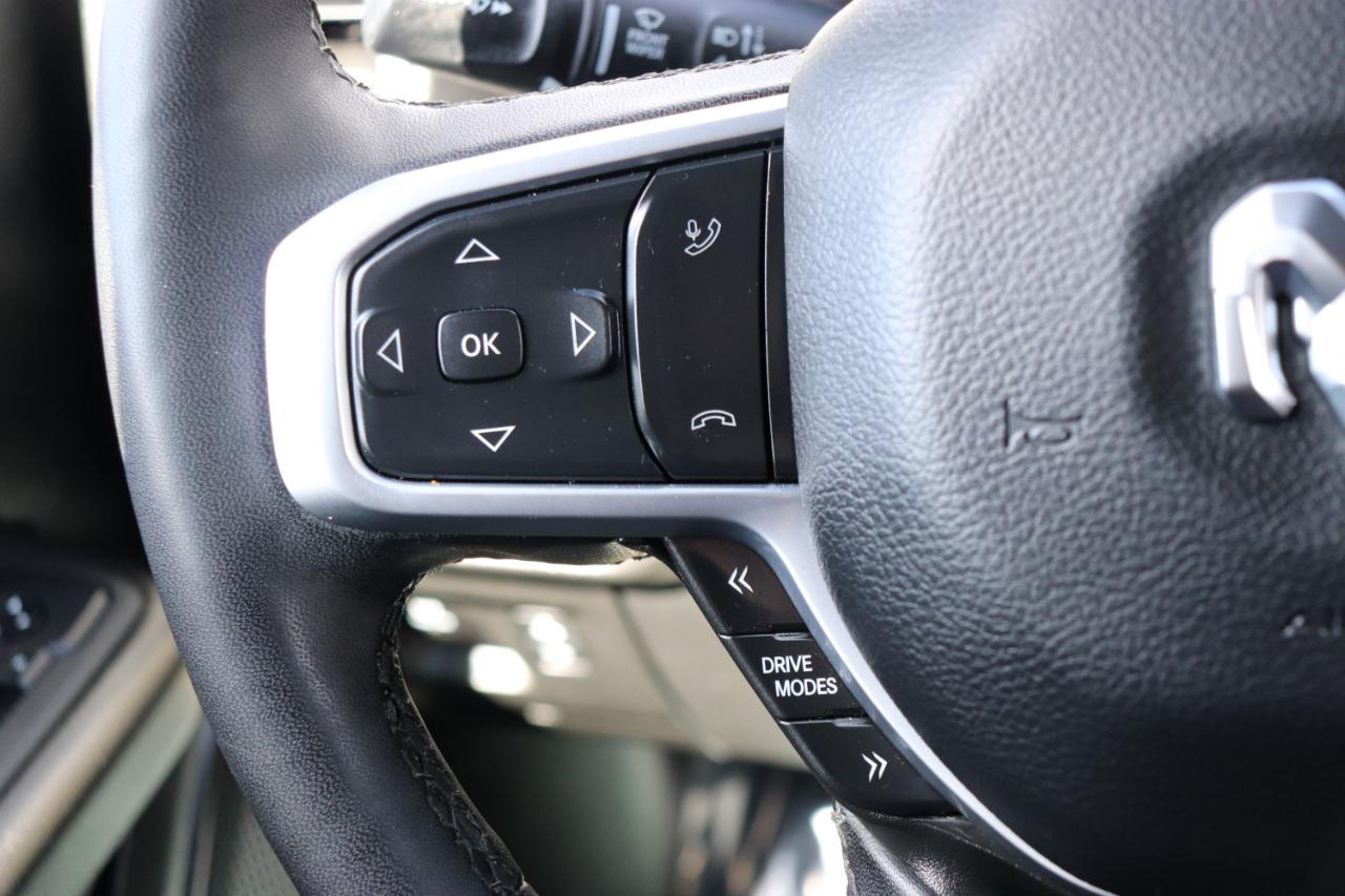 RAM 1500 Big Horn 4x4 Crew Cab 5'7" Box 2025