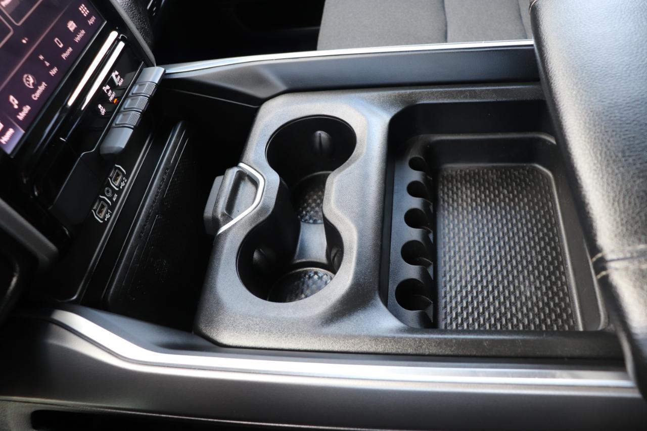 RAM 1500 Big Horn 4x4 Crew Cab 5'7" Box 2025