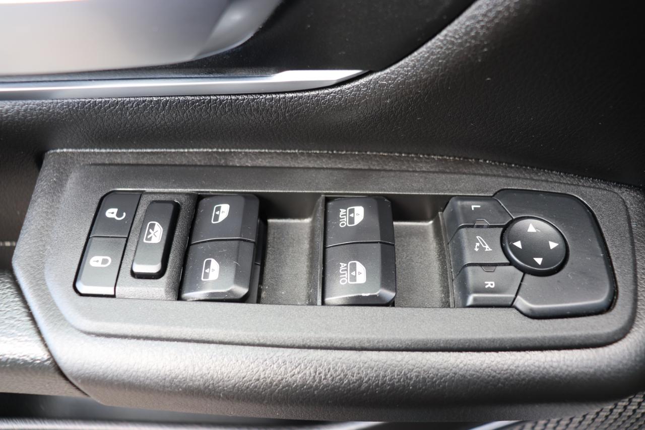 RAM 1500 Big Horn 4x4 Crew Cab 5'7" Box 2025