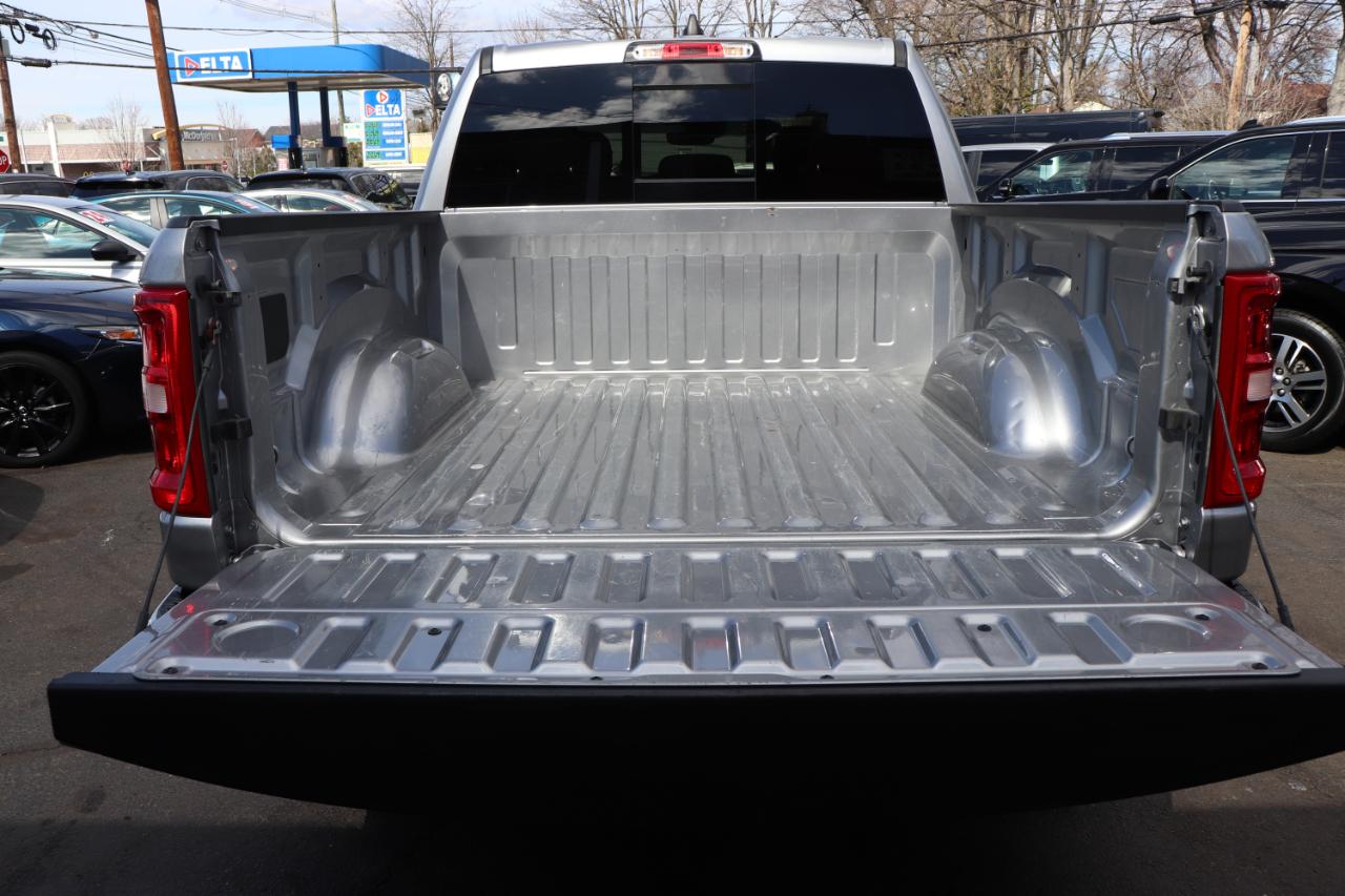 RAM 1500 Big Horn 4x4 Crew Cab 5'7" Box 2025