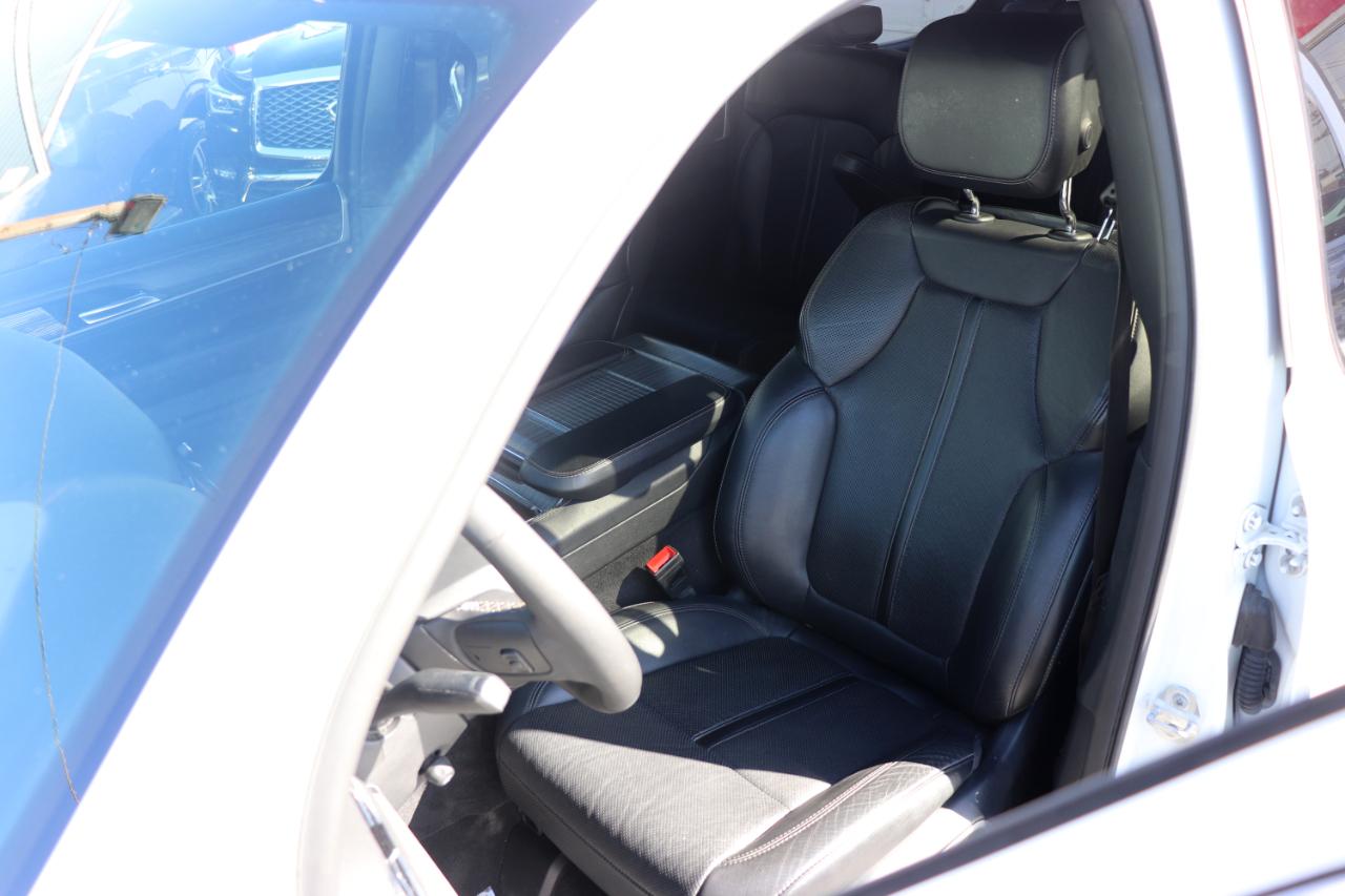 Jeep Wagoneer Series III 4x4 2024