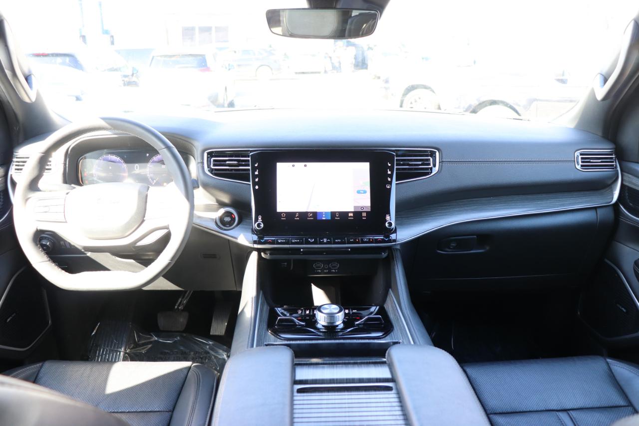 Jeep Wagoneer Series III 4x4 2024