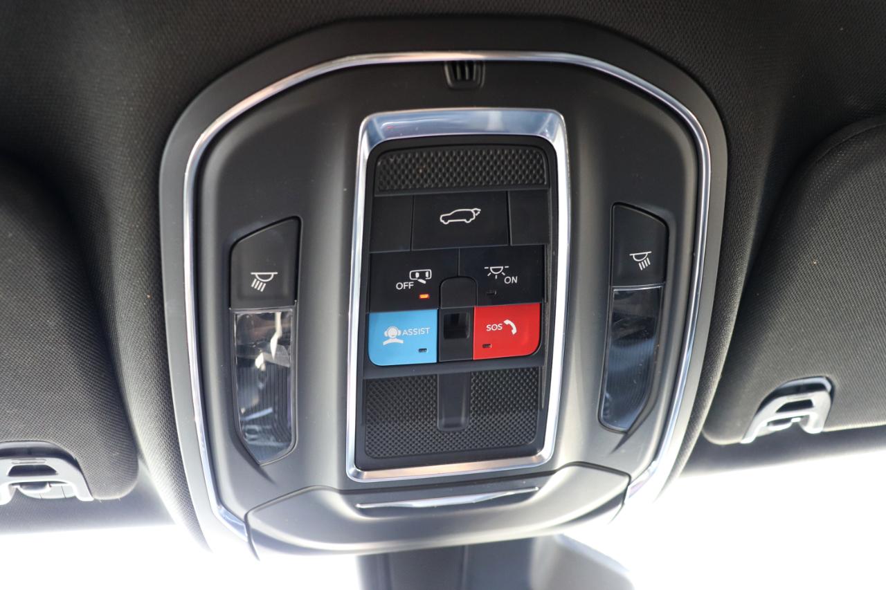 Jeep Wagoneer Series III 4x4 2024