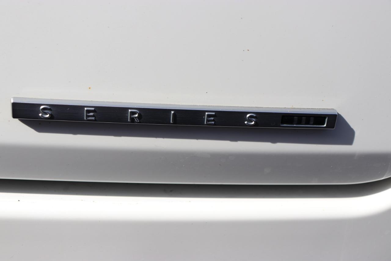 Jeep Wagoneer Series III 4x4 2024