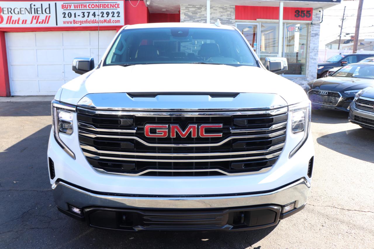 GMC Sierra 1500 2WD Crew Cab 147" SLT 2024