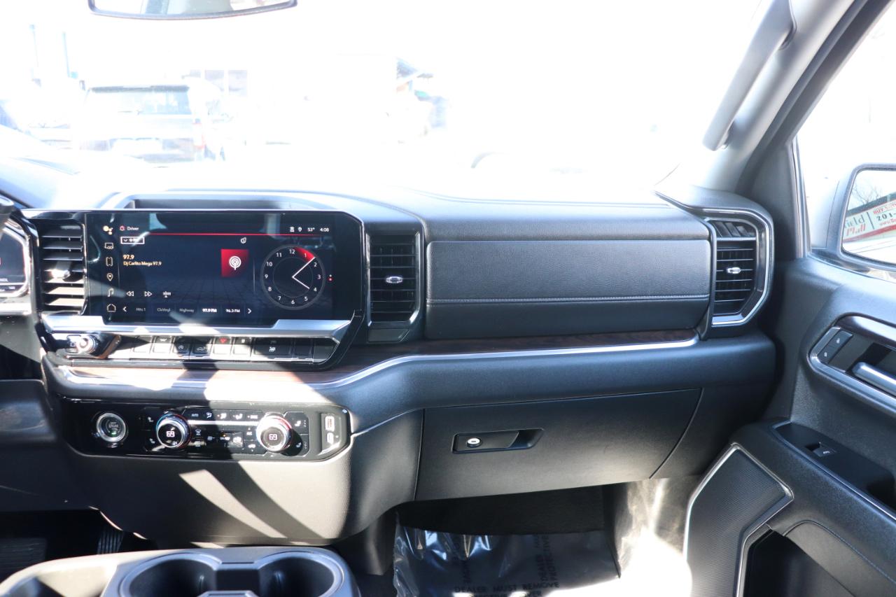 GMC Sierra 1500 2WD Crew Cab 147" SLT 2024