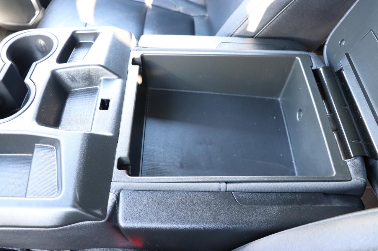 GMC Sierra 1500 2WD Crew Cab 147" SLT 2024