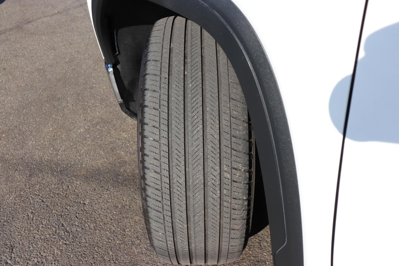 GMC Sierra 1500 2WD Crew Cab 147" SLT 2024