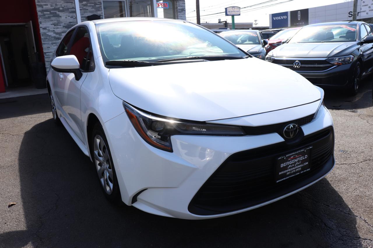 Toyota Corolla LE CVT (Natl) 2025