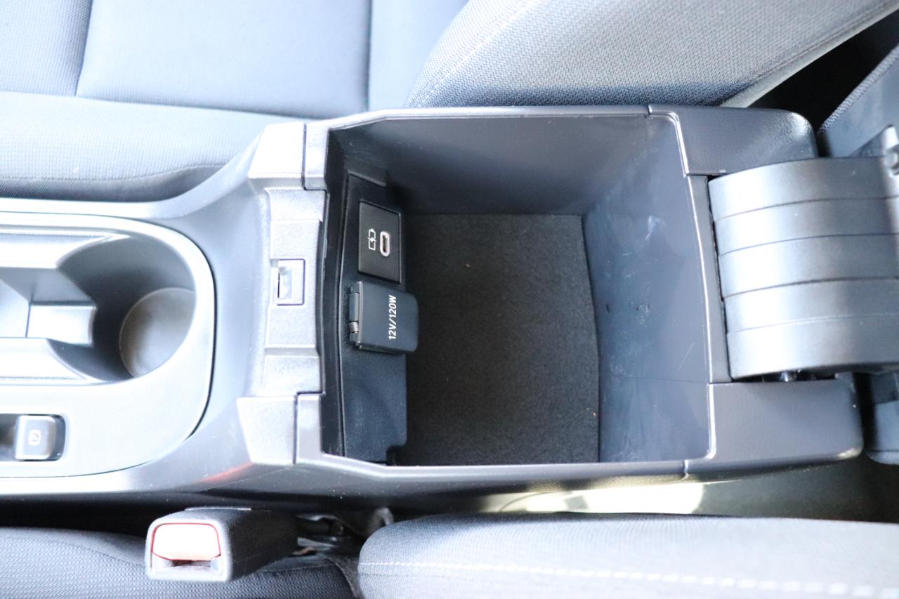 Toyota Corolla LE CVT (Natl) 2025