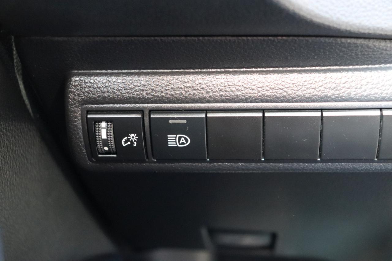 Toyota Corolla LE CVT (Natl) 2025