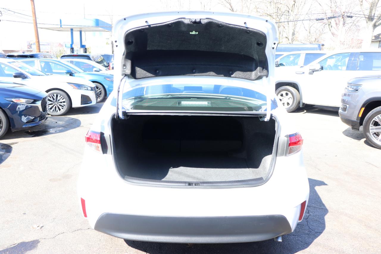 Toyota Corolla LE CVT (Natl) 2025