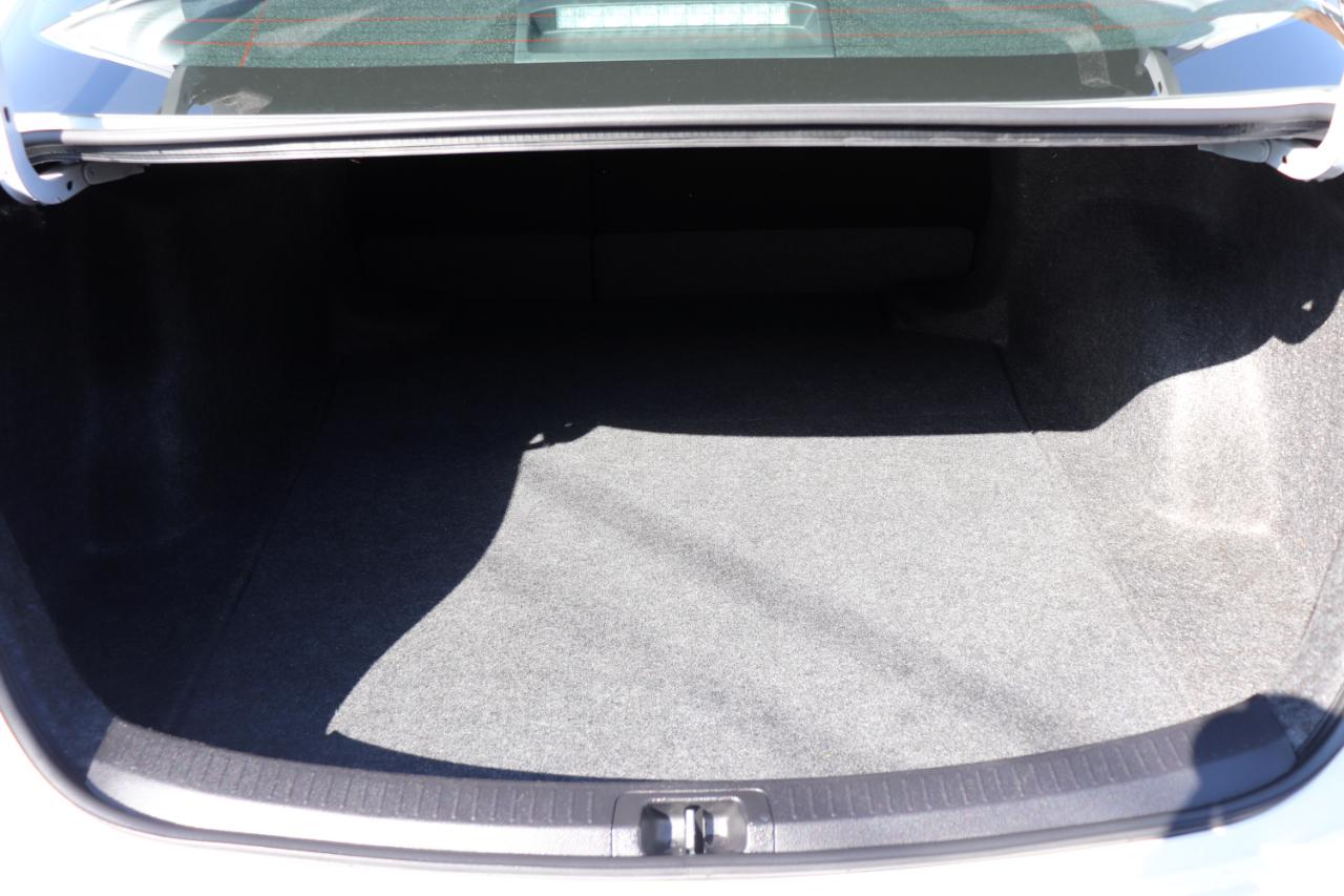 Toyota Corolla LE CVT (Natl) 2025