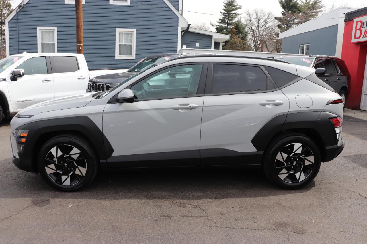 Hyundai Kona SEL FWD 2024