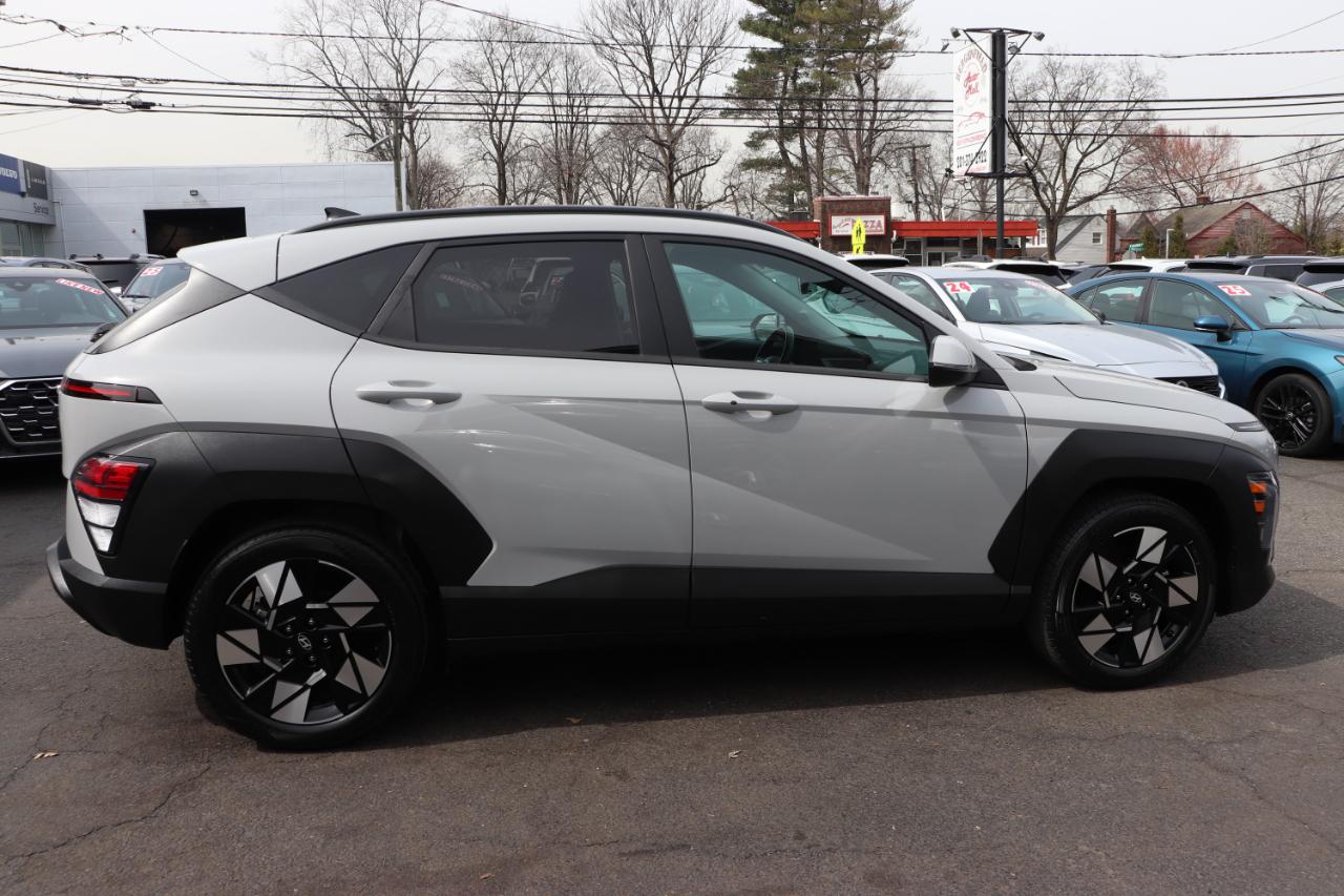 Hyundai Kona SEL FWD 2024