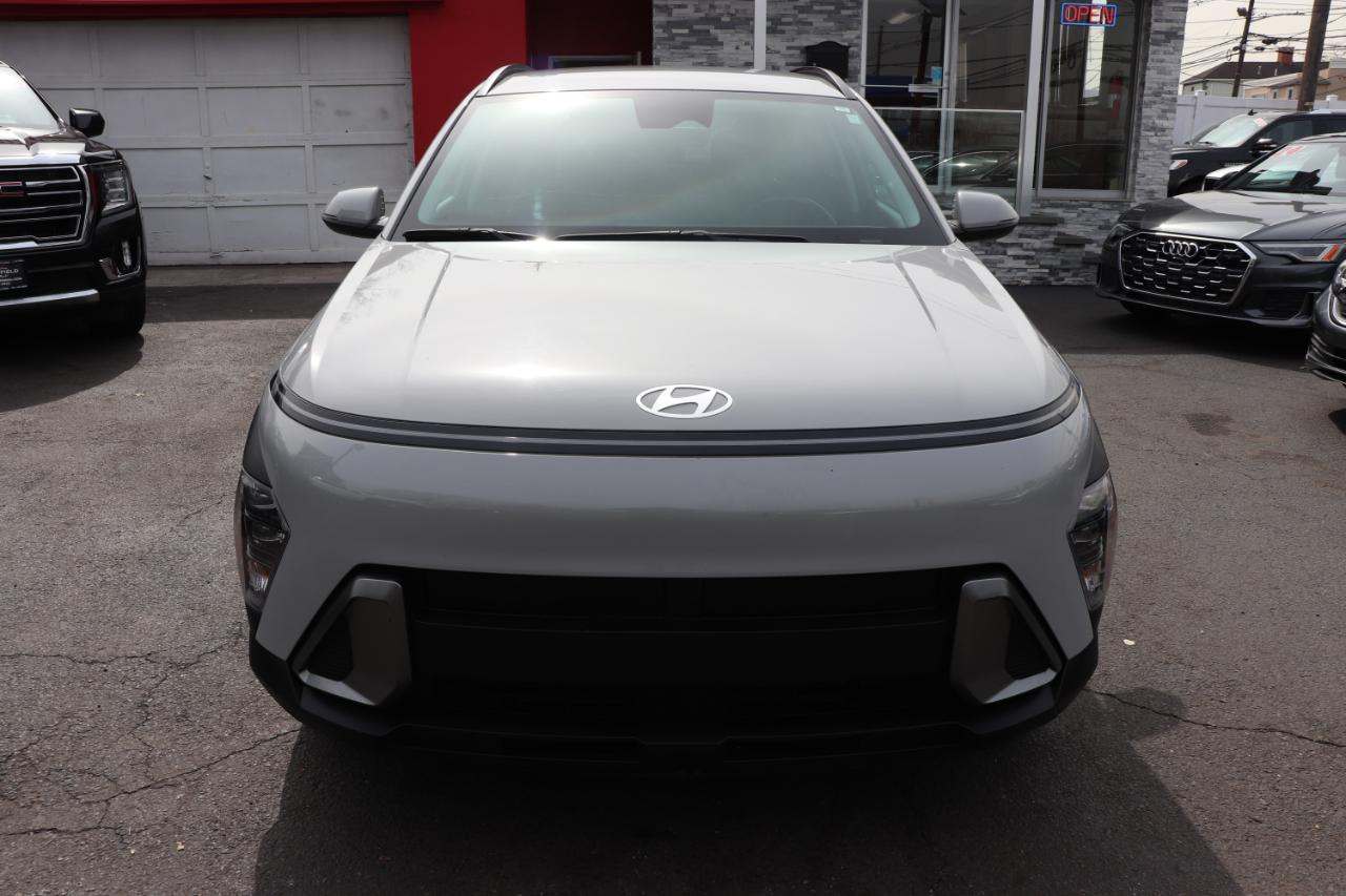 Hyundai Kona SEL FWD 2024