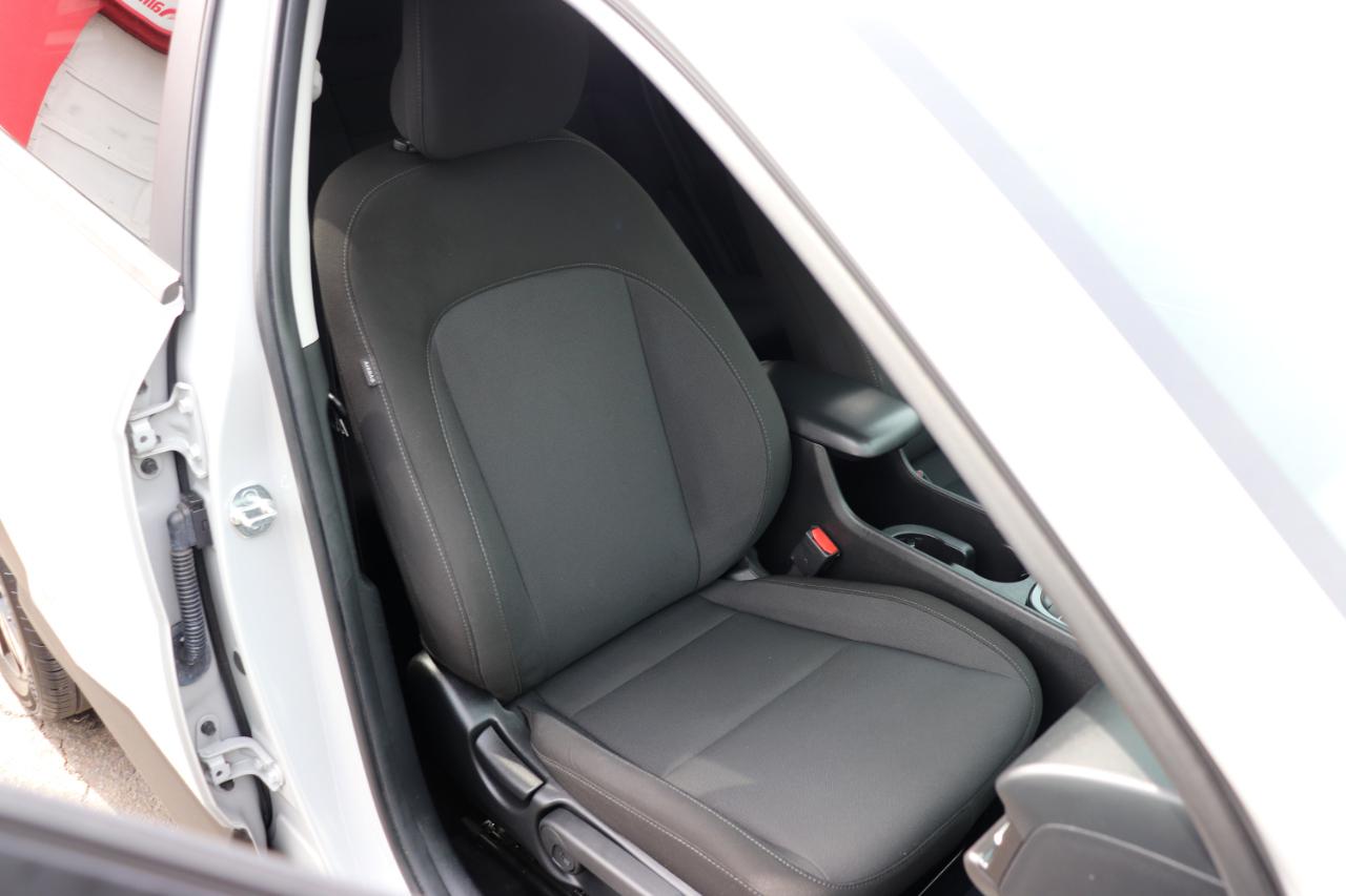 Hyundai Kona SEL FWD 2024