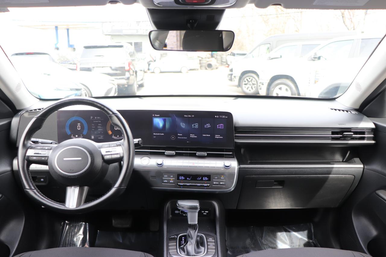 Hyundai Kona SEL FWD 2024