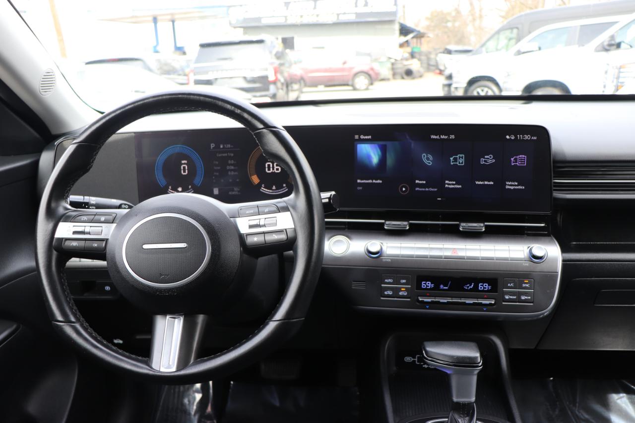 Hyundai Kona SEL FWD 2024