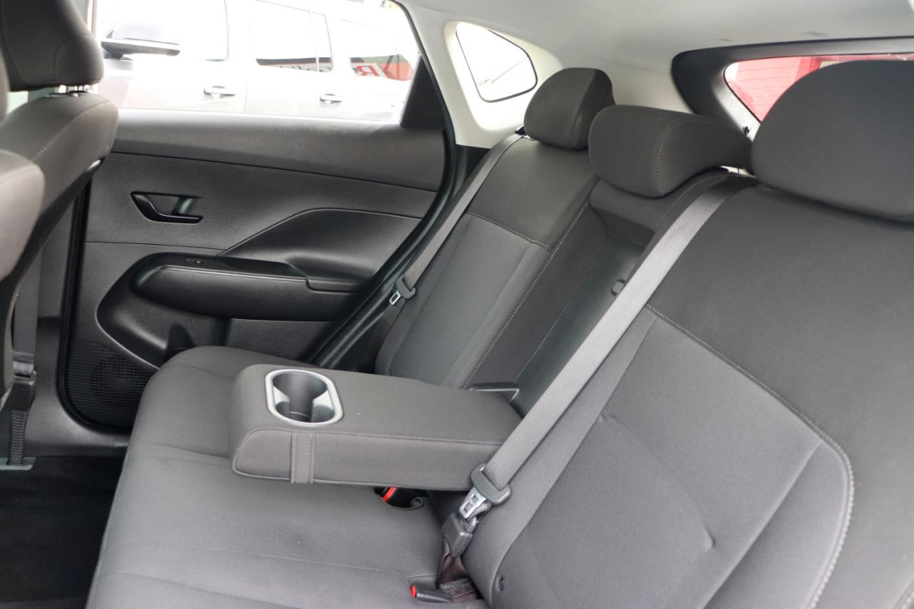 Hyundai Kona SEL FWD 2024