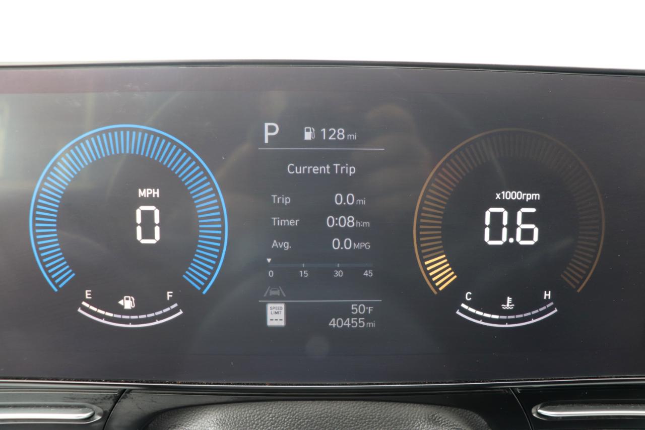 Hyundai Kona SEL FWD 2024