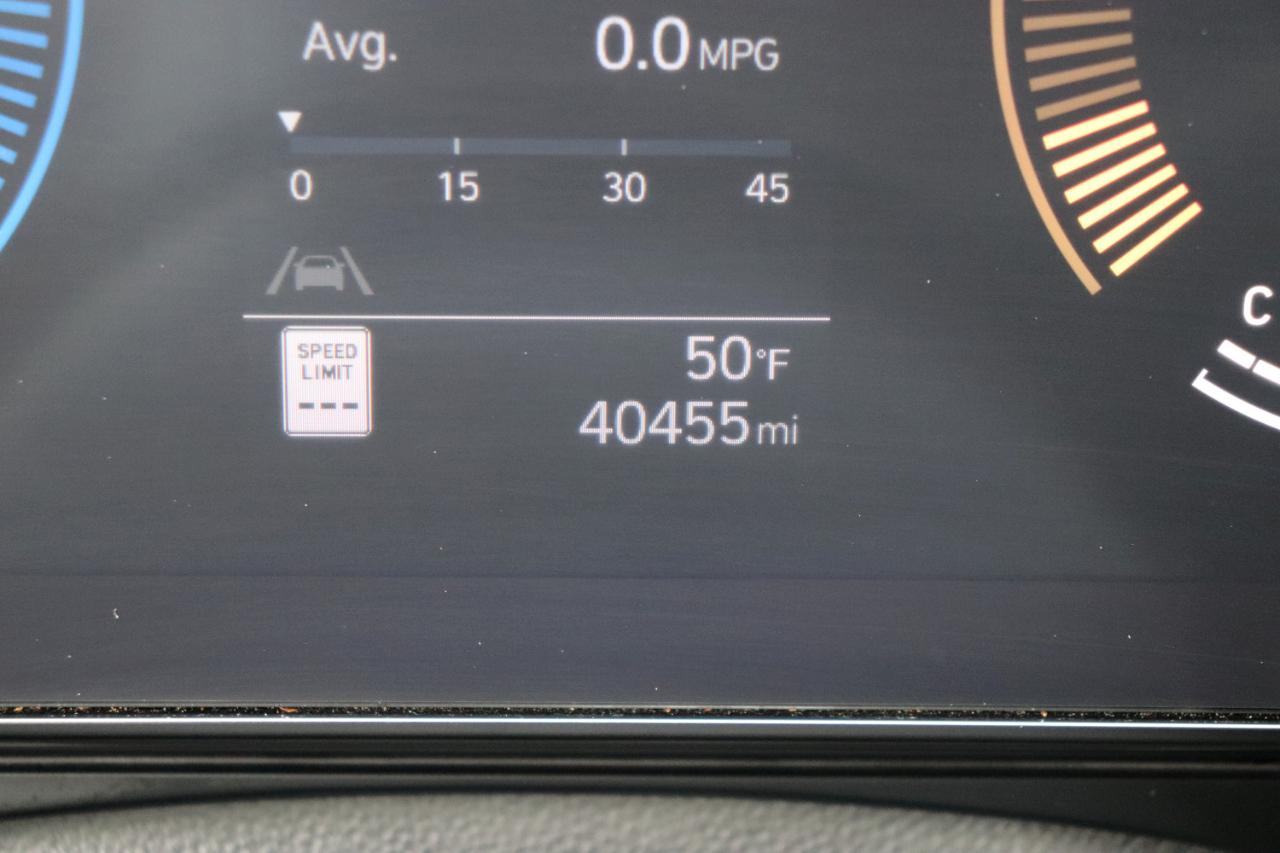 Hyundai Kona SEL FWD 2024