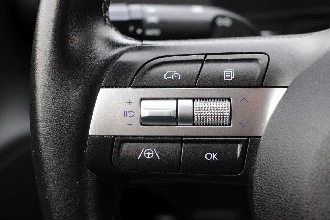 Hyundai Kona SEL FWD 2024