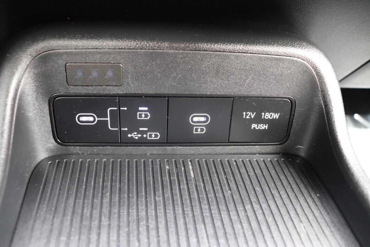 Hyundai Kona SEL FWD 2024