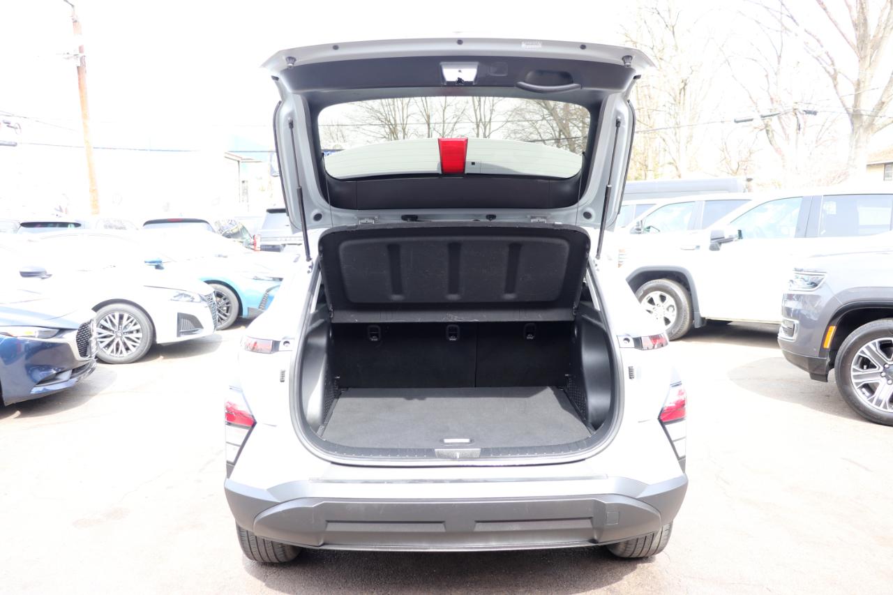 Hyundai Kona SEL FWD 2024