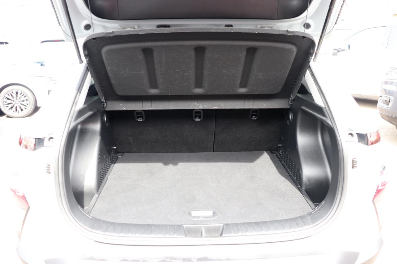 Hyundai Kona SEL FWD 2024