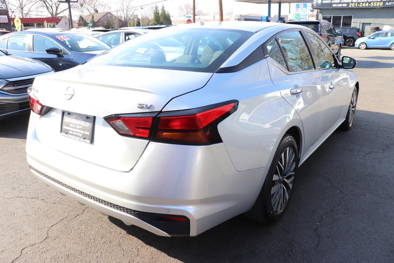 Nissan Altima 2.5 SV Sedan 2024