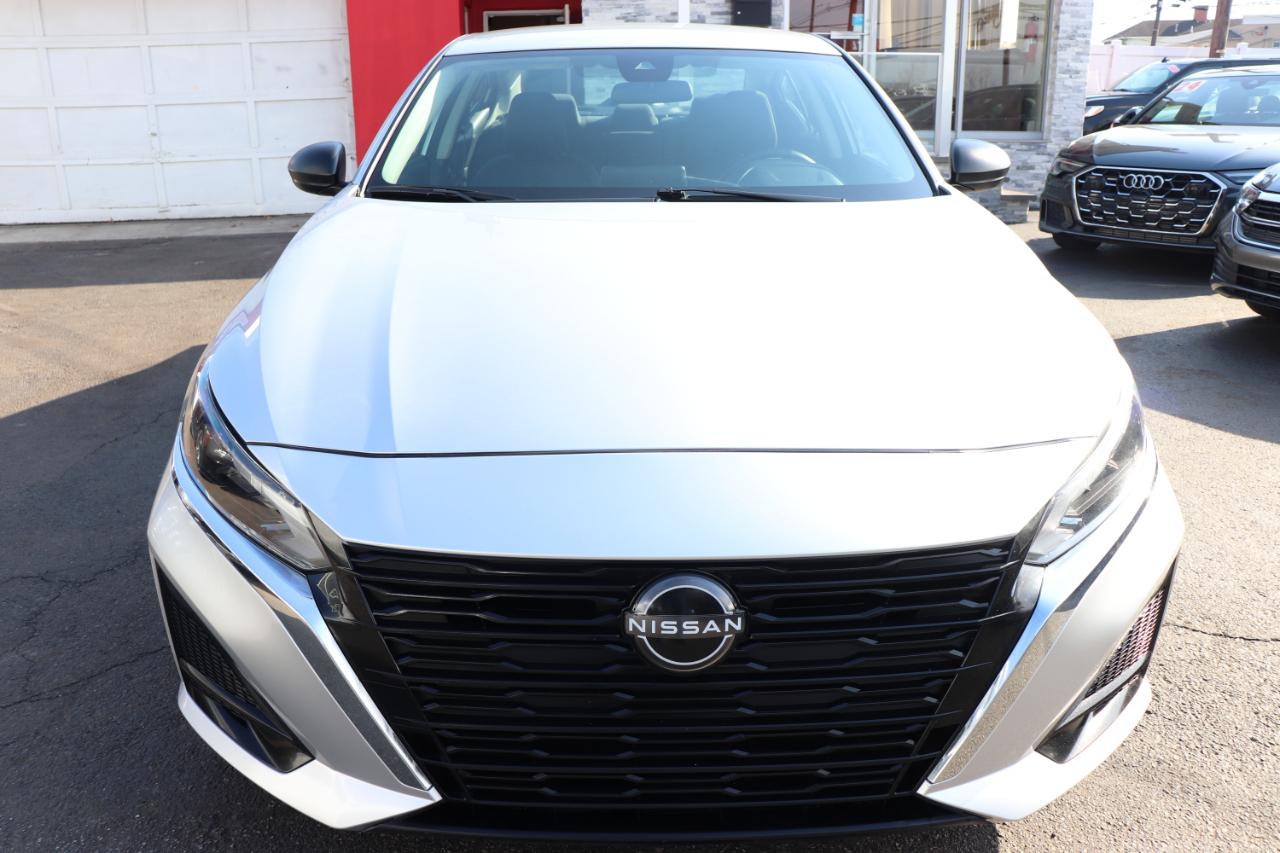 Nissan Altima 2.5 SV Sedan 2024