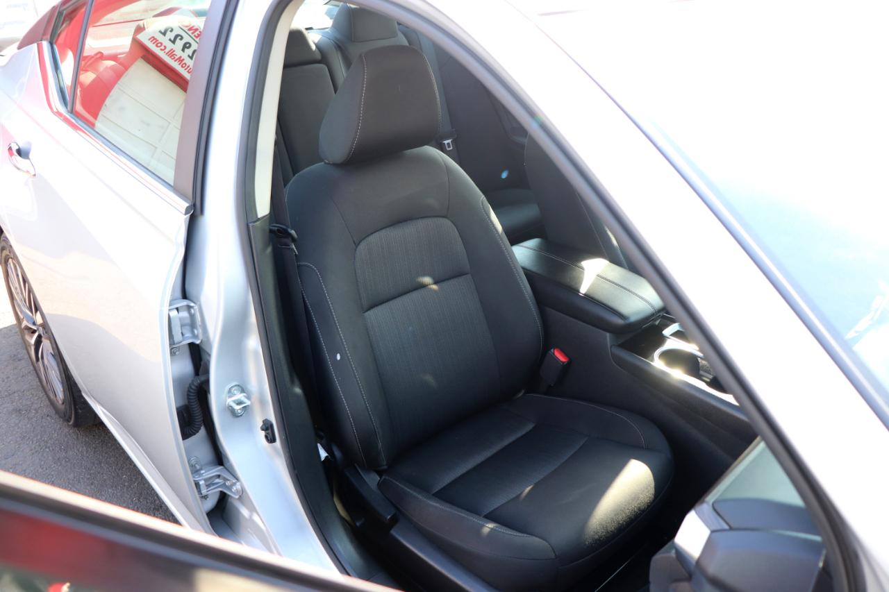 Nissan Altima 2.5 SV Sedan 2024