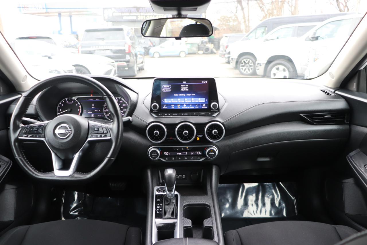 Nissan Sentra SV CVT 2024