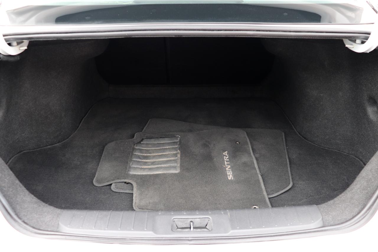 Nissan Sentra SV CVT 2024