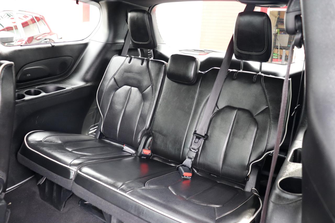 Chrysler Pacifica Limited FWD 2025