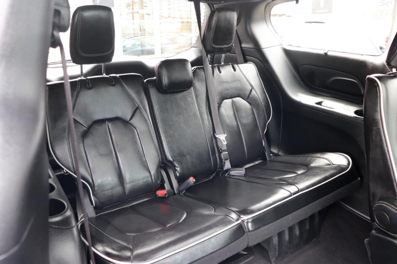 Chrysler Pacifica Limited FWD 2025