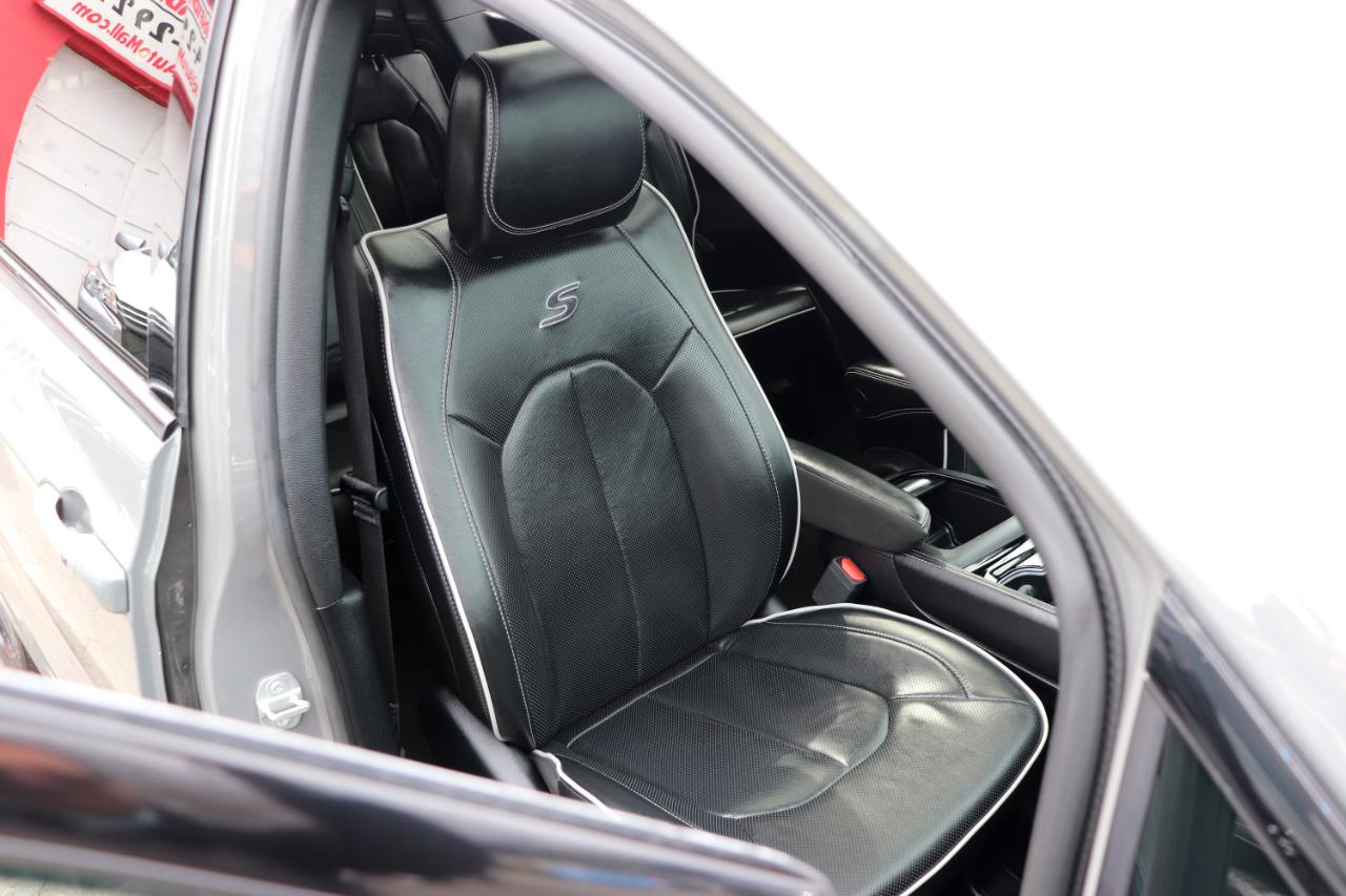 Chrysler Pacifica Limited FWD 2025